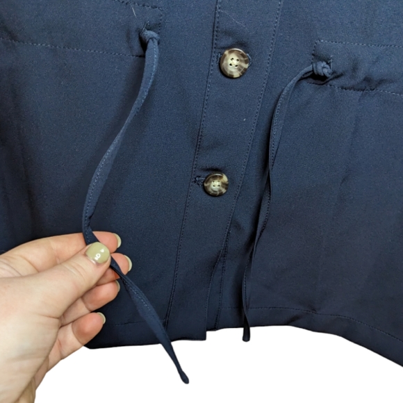NWT J. Jill Wearever Collection Navy Cinched Button-Down Jacket Size S 💙✨ - Picture 6 of 14